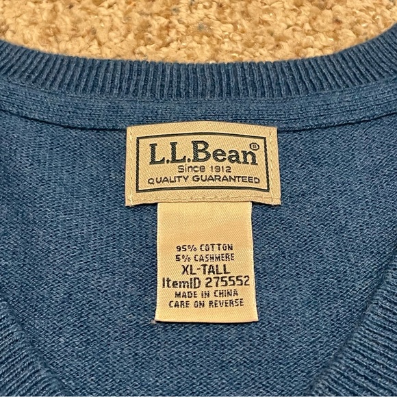 L.L. Bean crew neck sweater - Picture 2 of 3